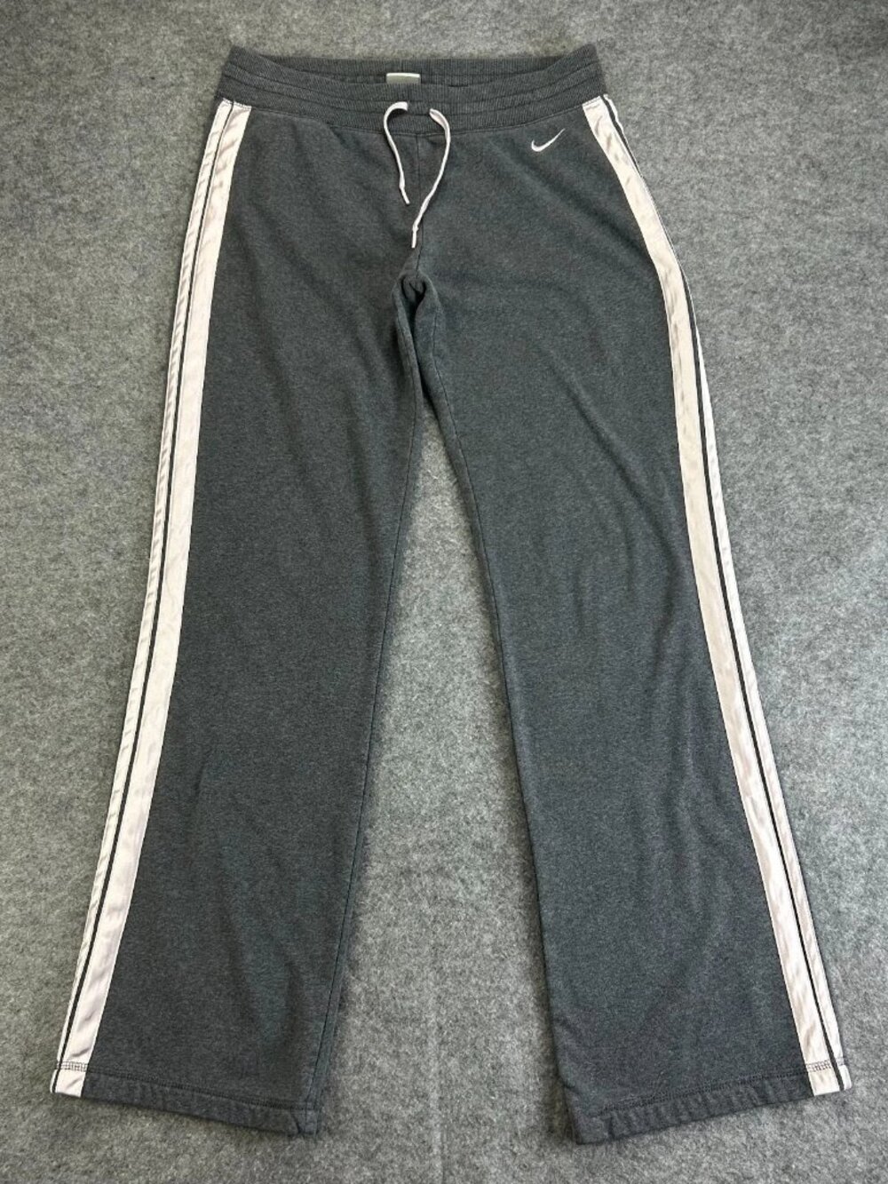 Nike Sweatpants Womens S Gray Fleece‎ Pink Side Stripe Drawstring Yoga Lounge